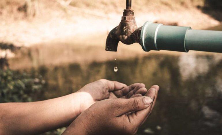 Contraloría alerta sobre millonarias irregularidades en proyectos de agua potable