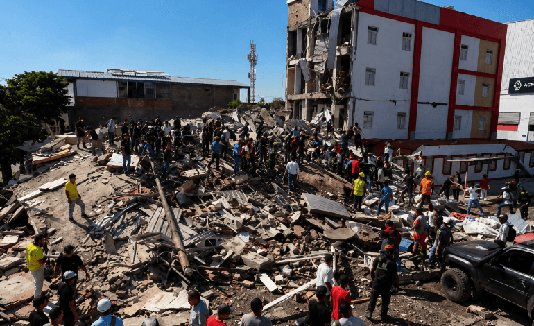 Terremoto de 7,4 se siente en Medellín y otras ciudades colombianas