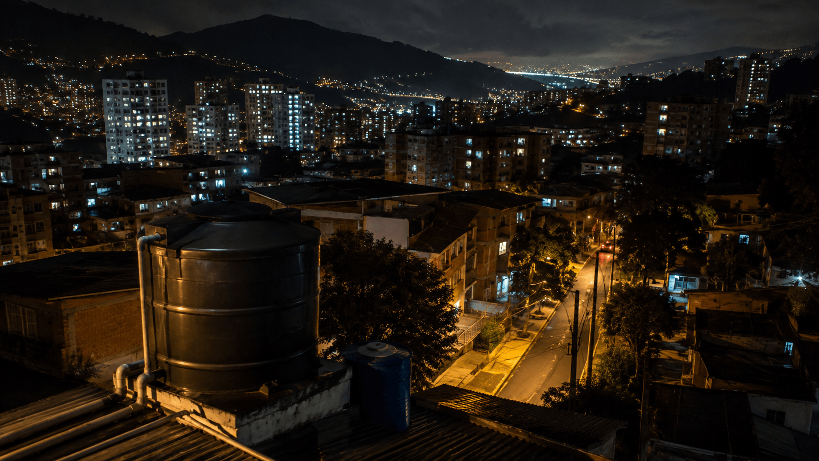 Cortes de agua y luz afectan barrios de Medellín