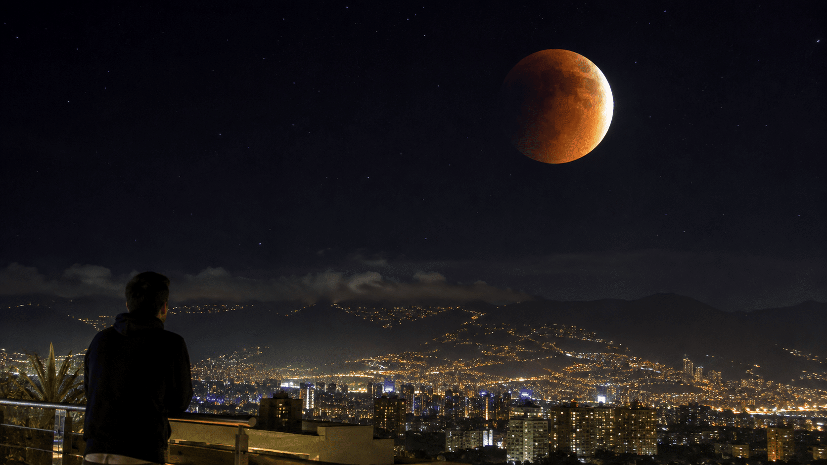 Eclipse lunar del 27 de agosto: hora y cómo verlo en Colombia